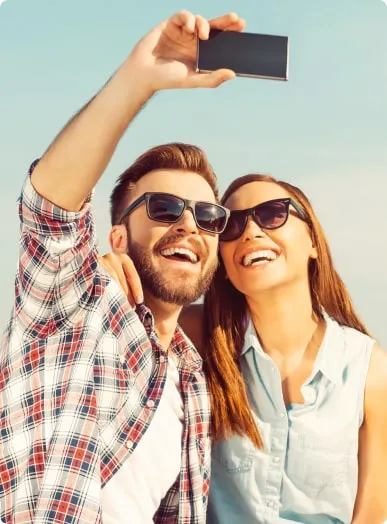 Para bawiąca się na przypadkowym czacie wideo